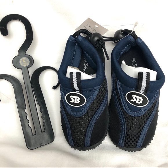 Star Bay Size 5 Toddler Water Shoes - Picture 2 of 6